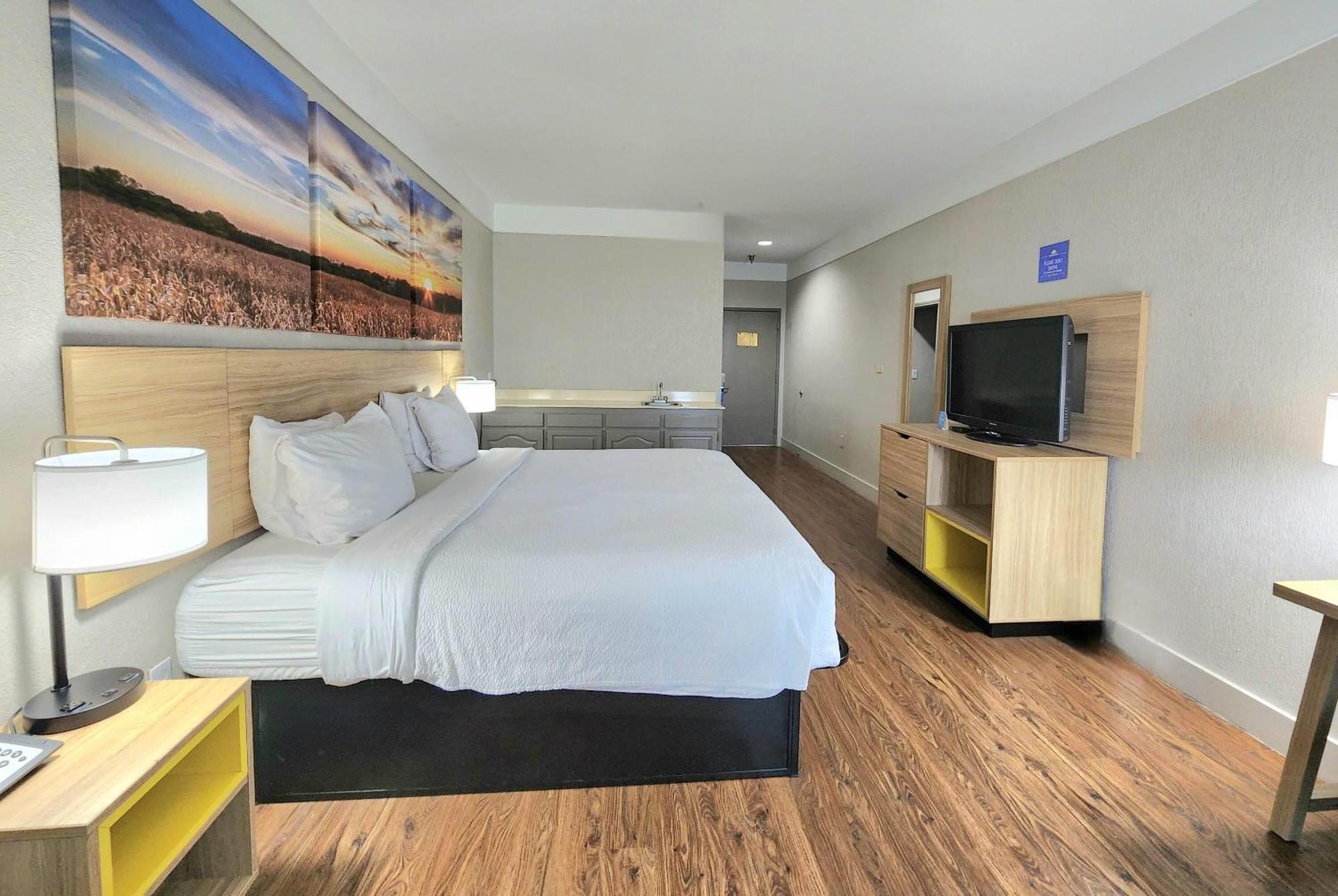 Days Inn By Wyndham Denham Springs-Baton Rouge East מראה חיצוני תמונה