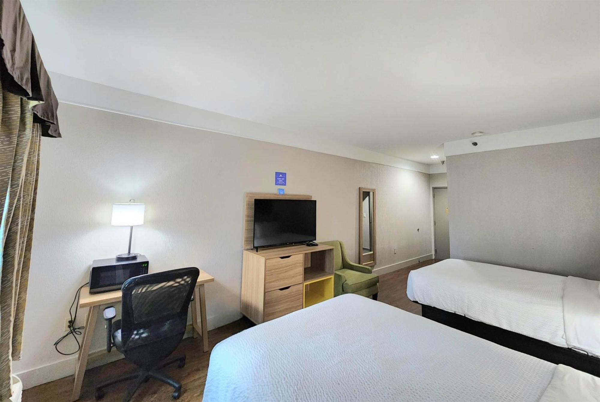 Days Inn By Wyndham Denham Springs-Baton Rouge East מראה חיצוני תמונה